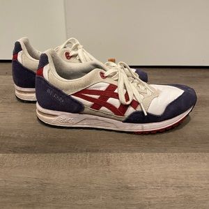 Mens ASICS sneakers. Only worn a few times. Smoke free home. Unique color